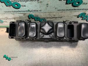 Gebrauchte Spiegel Schalter Mercedes Vaneo (W414) 1.7 CDI 16V Preis € 25,00 Margenregelung angeboten von Autodemontagebedrijf Otte