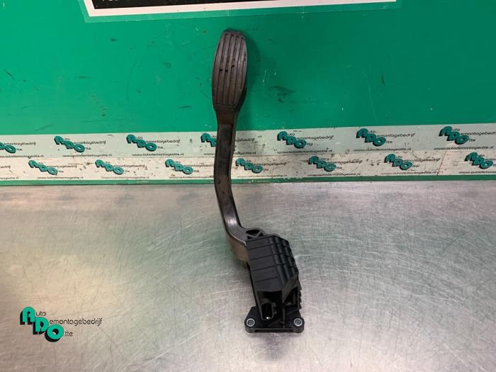 Gaspedalposition Sensor van een Lancia Ypsilon (843) 1.2 16V 2006