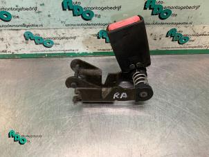 Used Rear seatbelt buckle, right BMW 3 serie Compact (E46/5) 316ti 16V Price € 15,00 Margin scheme offered by Autodemontagebedrijf Otte