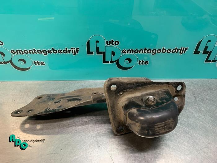 Upper control arm