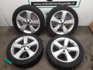 Used Set of sports wheels + winter tyres Volkswagen Golf Plus (5M1/1KP) 2.0 FSI 16V Price € 300,00 Margin scheme offered by Autodemontagebedrijf Otte