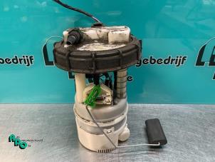 Usagé Pompe d'injection Renault Twingo II (CN) 1.2 Prix € 20,00 Règlement à la marge proposé par Autodemontagebedrijf Otte