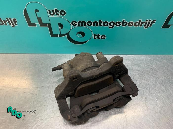 Gebrauchte Bremszange links vorne Fiat Doblo Cargo (263) 1.6 D Multijet Preis € 25,00 Margenregelung angeboten von Autodemontagebedrijf Otte