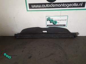 Used Luggage compartment cover Opel Signum (F48) 2.2 Direct 16V Price € 25,00 Margin scheme offered by Autodemontagebedrijf Otte