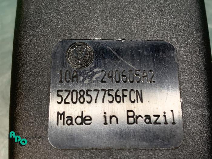 Front seatbelt buckle, right from a Volkswagen Fox (5Z) 1.4 TDI 2005