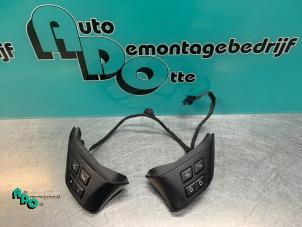 Used Steering wheel mounted radio control BMW 3 serie (E90) 318i 16V Price € 20,00 Margin scheme offered by Autodemontagebedrijf Otte