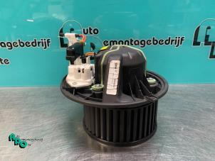 Used Heating and ventilation fan motor BMW 3 serie (E90) 318i 16V Price € 30,00 Margin scheme offered by Autodemontagebedrijf Otte