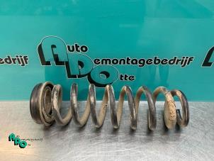 Used Rear coil spring BMW 3 serie (E90) 318i 16V Price € 15,00 Margin scheme offered by Autodemontagebedrijf Otte