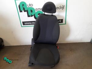 Used Seat, right Nissan Micra (K12) 1.2 16V Price € 50,00 Margin scheme offered by Autodemontagebedrijf Otte