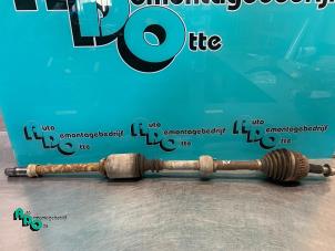 Used Front drive shaft, right Opel Movano (4A1; 4A2; 4B2; 4B3; 4C2; 4C3) 1.9 CDTI Price € 30,00 Margin scheme offered by Autodemontagebedrijf Otte
