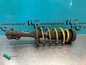 Gebrauchte Stoßdämpferstrebe rechts vorne Volkswagen Golf II (19E) 1.8 Preis € 15,00 Margenregelung angeboten von Autodemontagebedrijf Otte