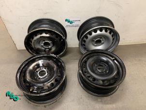 Used Set of wheels Renault Kangoo Express (FW) 1.5 dCi 75 Price € 80,00 Margin scheme offered by Autodemontagebedrijf Otte
