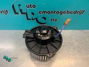 Used Heating and ventilation fan motor Toyota Yaris Verso (P2) 1.3 16V Price € 30,00 Margin scheme offered by Autodemontagebedrijf Otte