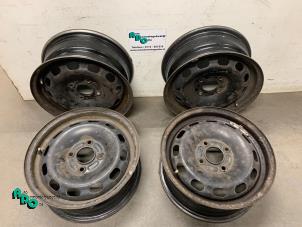 Used Set of wheels Ford Fiesta 6 (JA8) 1.4 16V Price € 50,00 Margin scheme offered by Autodemontagebedrijf Otte