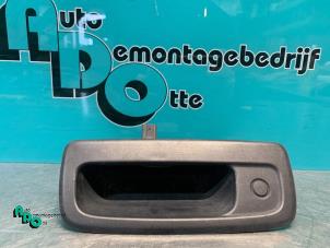 Used Tailgate handle Renault Kangoo Express (FW) 1.5 dCi 75 Price € 20,00 Margin scheme offered by Autodemontagebedrijf Otte