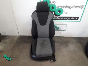 Gebrauchte Sitz rechts Seat Leon (1P1) 1.8 TSI 16V Preis € 75,00 Margenregelung angeboten von Autodemontagebedrijf Otte