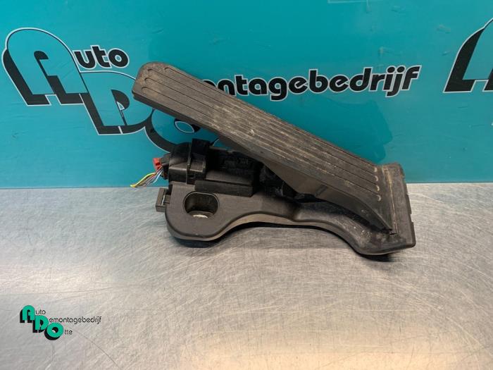 Begagnade Gaspedalsensor Seat Leon (1P1) 1.8 TSI 16V Pris € 35,00 Marginaltabell erbjuds av Autodemontagebedrijf Otte