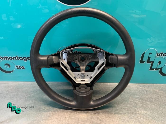 Gebrauchte Lenkrad Toyota Yaris (P1) 1.0 16V VVT-i Preis € 30,00 Margenregelung angeboten von Autodemontagebedrijf Otte