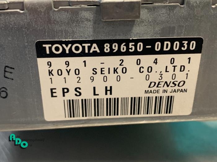 Electric power steering unit from a Toyota Yaris (P1) 1.0 16V VVT-i 2003