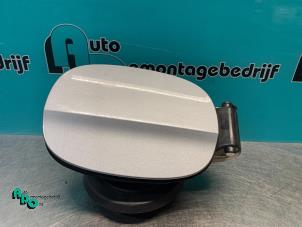 Used Tank cap cover Ford S-Max (GBW) 2.3 16V Price € 25,00 Margin scheme offered by Autodemontagebedrijf Otte
