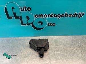 Used Tank flap lock motor Ford S-Max (GBW) 2.3 16V Price € 20,00 Margin scheme offered by Autodemontagebedrijf Otte