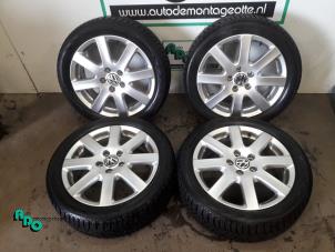 Used Set of wheels + winter tyres Volkswagen Passat (362) 1.4 TSI 16V Price € 250,00 Margin scheme offered by Autodemontagebedrijf Otte