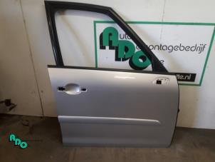 Usados Puerta 4 puertas derecha delante Citroen C4 Grand Picasso (UA) 1.6 16V VTi Precio € 125,00 Norma de margen ofrecido por Autodemontagebedrijf Otte