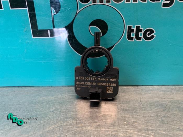 Begagnade Styrvinkelsensor Citroen C4 Grand Picasso (UA) 1.6 16V VTi Pris € 20,00 Marginaltabell erbjuds av Autodemontagebedrijf Otte