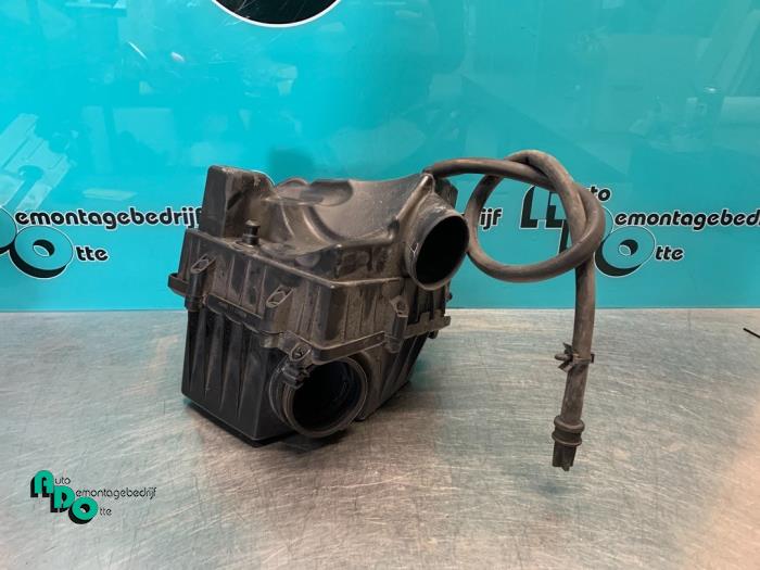 Begagnade Luftfilterhus Opel Corsa D 1.3 CDTi 16V Ecotec Pris € 15,00 Marginaltabell erbjuds av Autodemontagebedrijf Otte