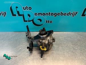 Usagé Pompe à vide (diesel) Opel Corsa D 1.3 CDTi 16V Ecotec Prix € 25,00 Règlement à la marge proposé par Autodemontagebedrijf Otte