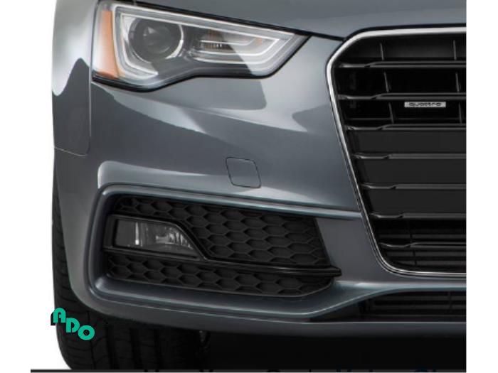 Feu antibrouillard avant droit d'un Audi A5 Sportback (8TA) 2.0 TDI 16V 2014