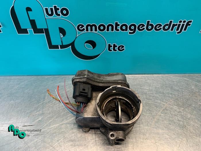 Usagé Boîtier accélérateur Seat Leon (1P1) 2.0 TDI 16V FR Prix € 30,00 Règlement à la marge proposé par Autodemontagebedrijf Otte