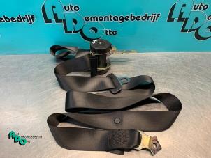 Used Rear seatbelt, left BMW 3 serie (E46/2) 318 Ci 16V Price € 20,00 Margin scheme offered by Autodemontagebedrijf Otte