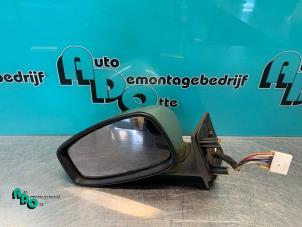 Used Wing mirror, left Fiat Idea (350AX) 1.4 16V Price € 25,00 Margin scheme offered by Autodemontagebedrijf Otte