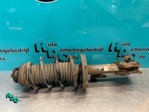 Used Front shock absorber rod, right Fiat Grande Punto (199) 1.4 Natural Power Price € 30,00 Margin scheme offered by Autodemontagebedrijf Otte