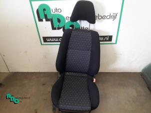 Used Seat, right Daihatsu Sirion/Storia (M1) 1.3 16V DVVT Price € 50,00 Margin scheme offered by Autodemontagebedrijf Otte