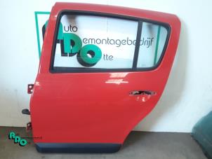 Gebrauchte Tür 4-türig links hinten Dacia Sandero I (BS) 1.2 16V Preis € 100,00 Margenregelung angeboten von Autodemontagebedrijf Otte
