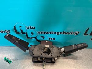 Used Steering column stalk Mercedes Vito (638.0) 2.3 110D Price € 40,00 Margin scheme offered by Autodemontagebedrijf Otte