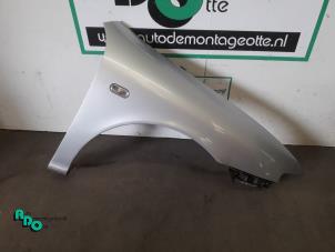 Used Front wing, right Seat Leon (1M1) 1.6 16V Price € 50,00 Margin scheme offered by Autodemontagebedrijf Otte