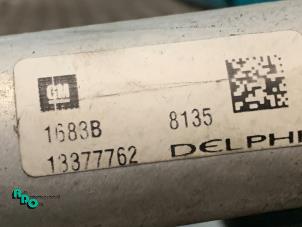 Klima Kondensor van een Opel Astra J GTC (PD2/PF2) 1.4 Turbo 16V ecoFLEX 140 2013
