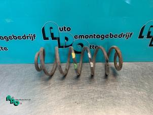 Used Rear coil spring Peugeot 307 CC (3B) 2.0 16V Price € 10,00 Margin scheme offered by Autodemontagebedrijf Otte