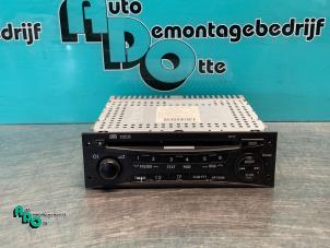 Used Radio CD player Mitsubishi Grandis (NA) 2.4 16V MIVEC Price € 45,00 Margin scheme offered by Autodemontagebedrijf Otte