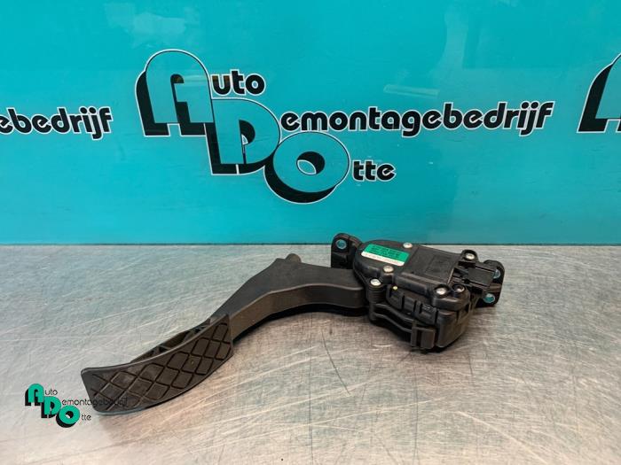 Begagnade Gaspedalsensor Volkswagen Polo V (6R) 1.2 12V Pris € 20,00 Marginaltabell erbjuds av Autodemontagebedrijf Otte