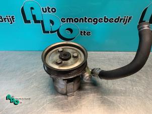 Usagé Pompe de direction Peugeot Bipper (AA) 1.3 HDI Prix € 30,00 Règlement à la marge proposé par Autodemontagebedrijf Otte