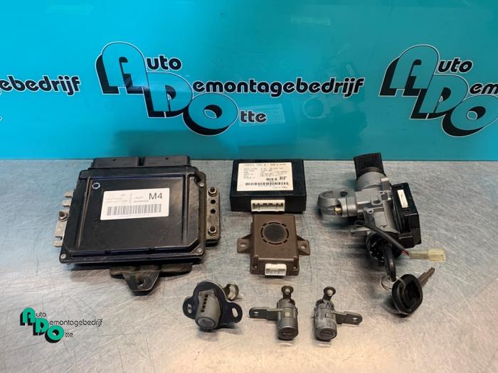 Used Ignition lock + computer Chevrolet Lacetti (KLAN) 1.6 16V Price € 100,00 Margin scheme offered by Autodemontagebedrijf Otte