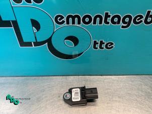 Used Airbag sensor Peugeot 108 1.0 12V Price € 10,00 Margin scheme offered by Autodemontagebedrijf Otte
