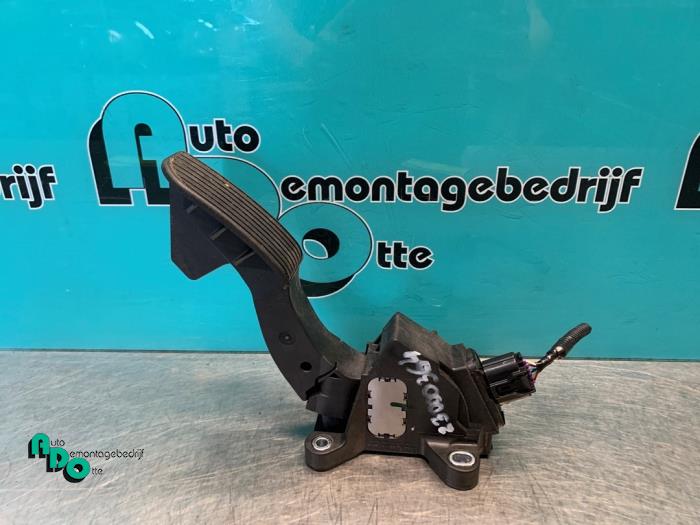 Begagnade Gaspedalsensor Peugeot 108 1.0 12V Pris € 20,00 Marginaltabell erbjuds av Autodemontagebedrijf Otte