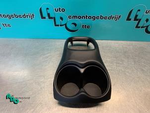 Used Cup holder Peugeot 108 1.0 12V Price € 20,00 Margin scheme offered by Autodemontagebedrijf Otte