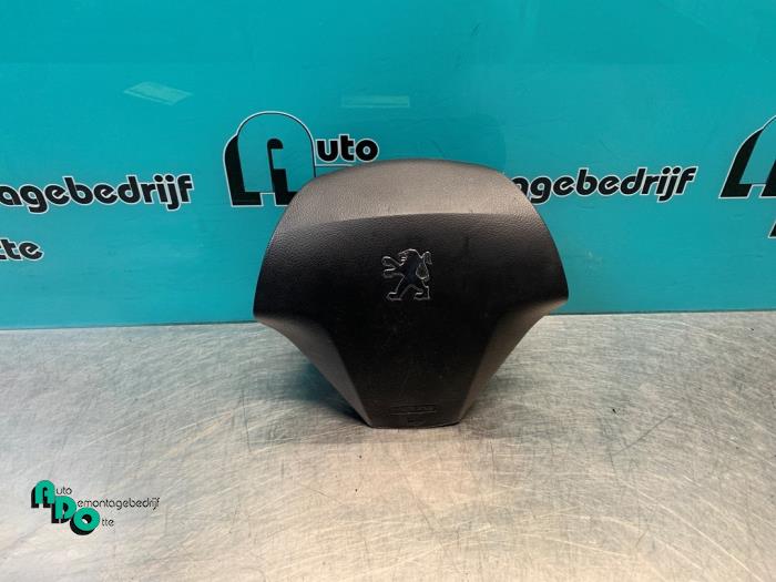 Left airbag (steering wheel) from a Peugeot Bipper (AA) 1.3 HDI 2014