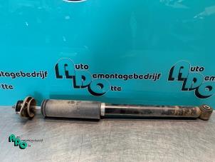 Used Rear shock absorber, left BMW 3 serie Compact (E46/5) 316ti 16V Price € 15,00 Margin scheme offered by Autodemontagebedrijf Otte